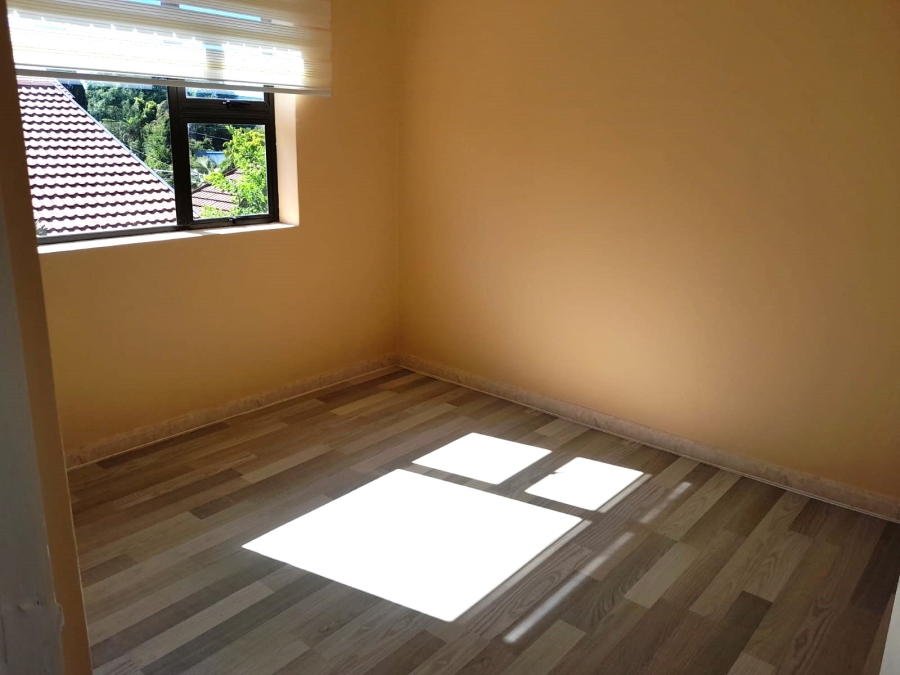 To Let 4 Bedroom Property for Rent in Vanes Estate Eastern Cape
